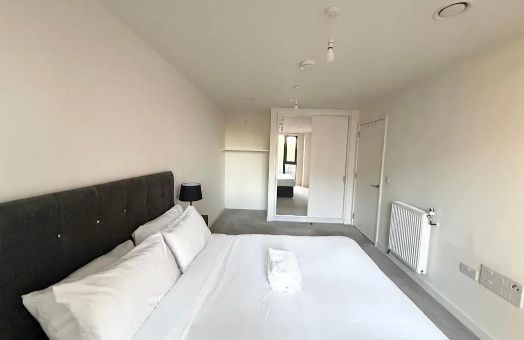 Amazing 1Bed With Winter Garden In Vauxhall-1