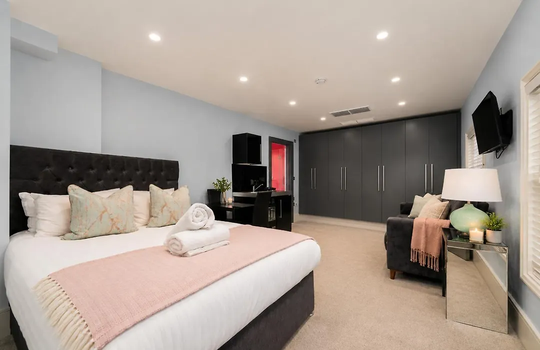 Marylebone Town Apartments-1