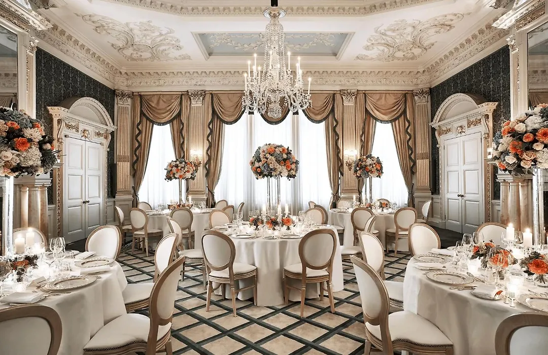 Claridge'S, Maybourne-1