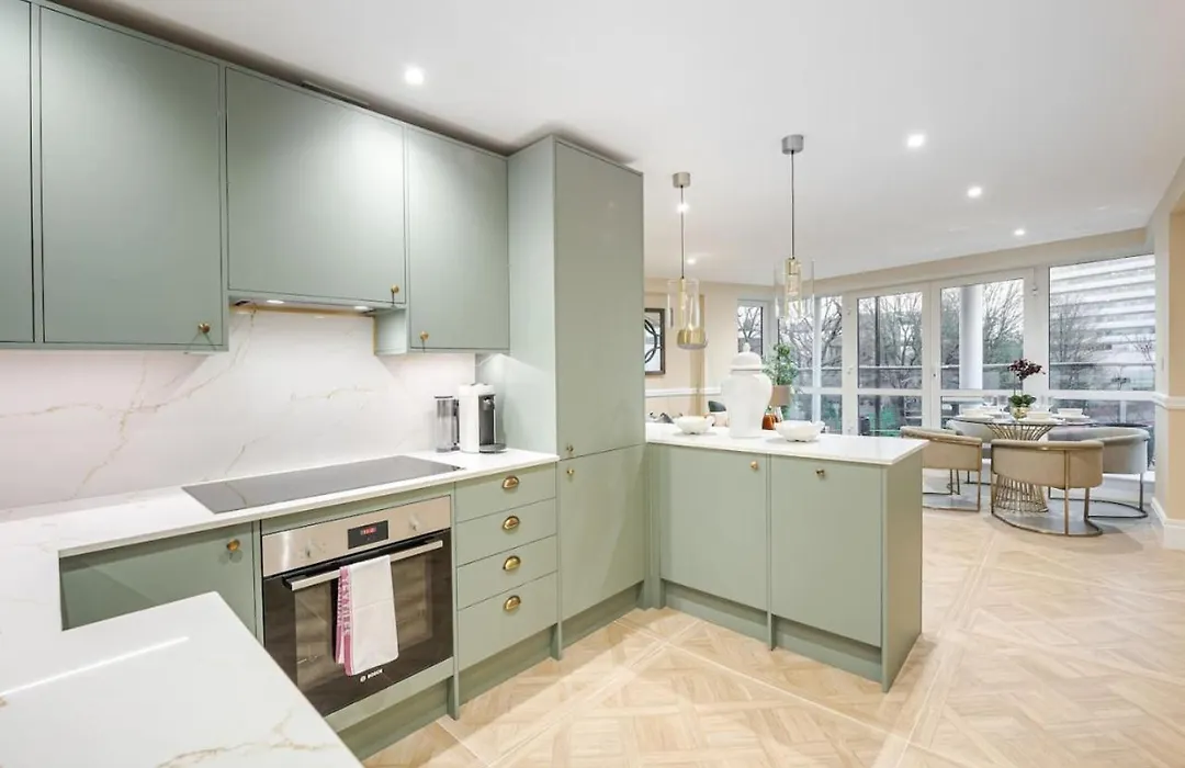 Beautiful 2Bd 2Bth Chiswick Apartment With Ac And Private Balcony-1