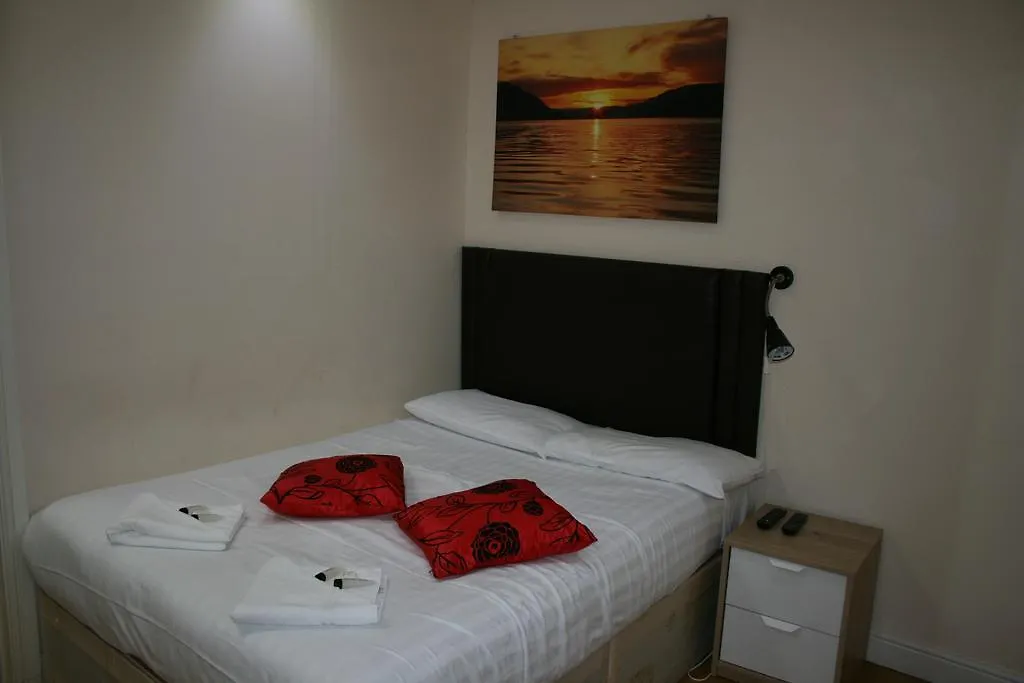 Marble Arch Flats-1