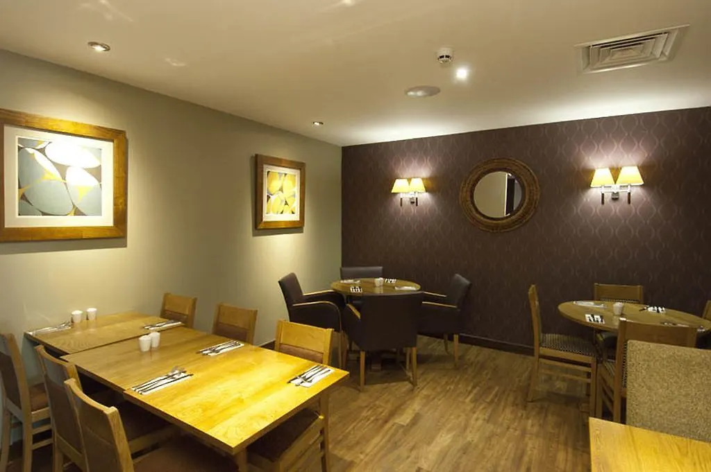 Premier Inn London Hanger Lane-1