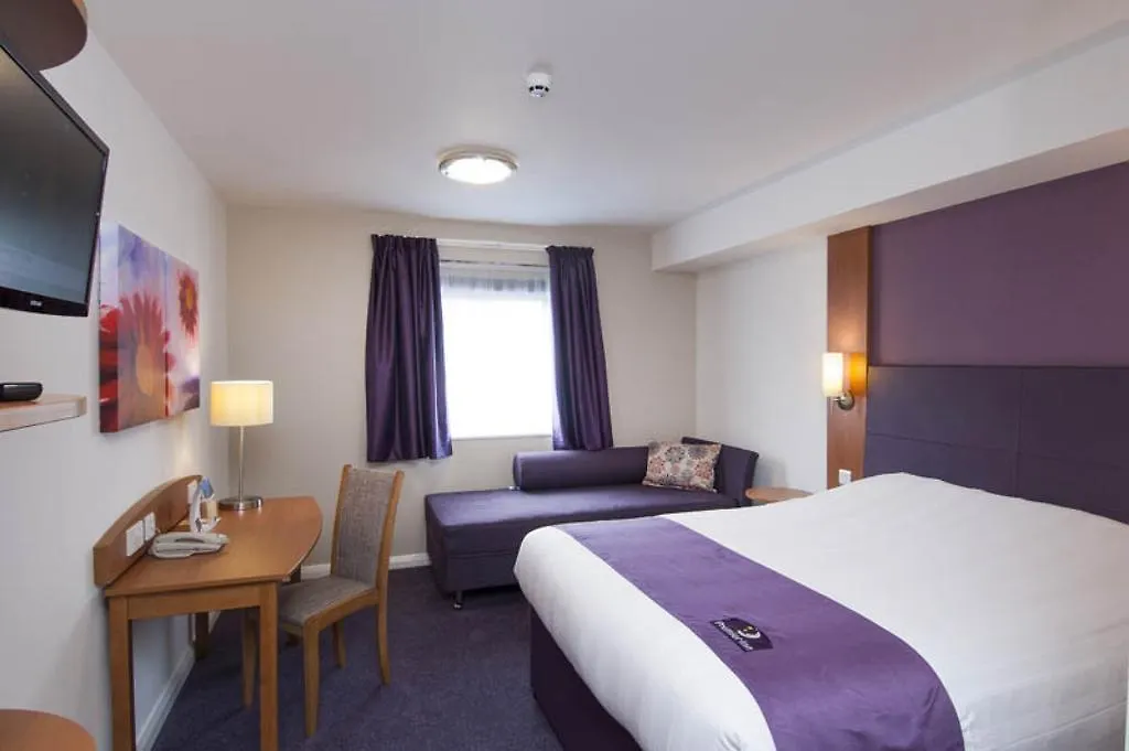 Premier Inn London Barking-1