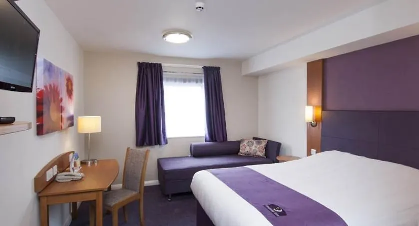 Premier Inn London City - Tower Hill-1