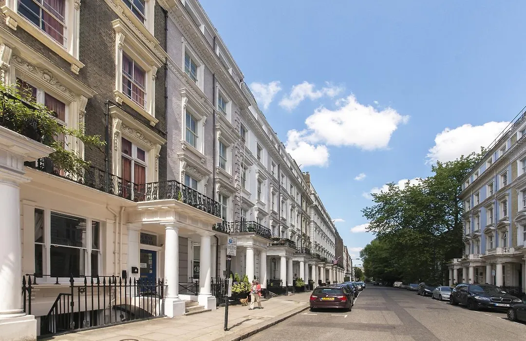 Astor Kensington Hostel-1