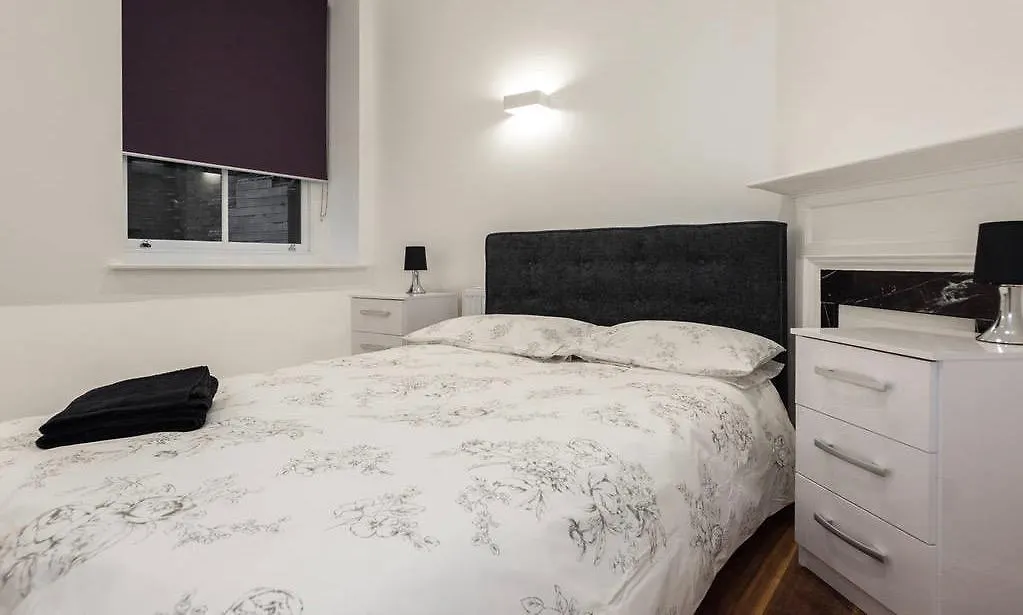 Fleet Street Apartment 1-1
