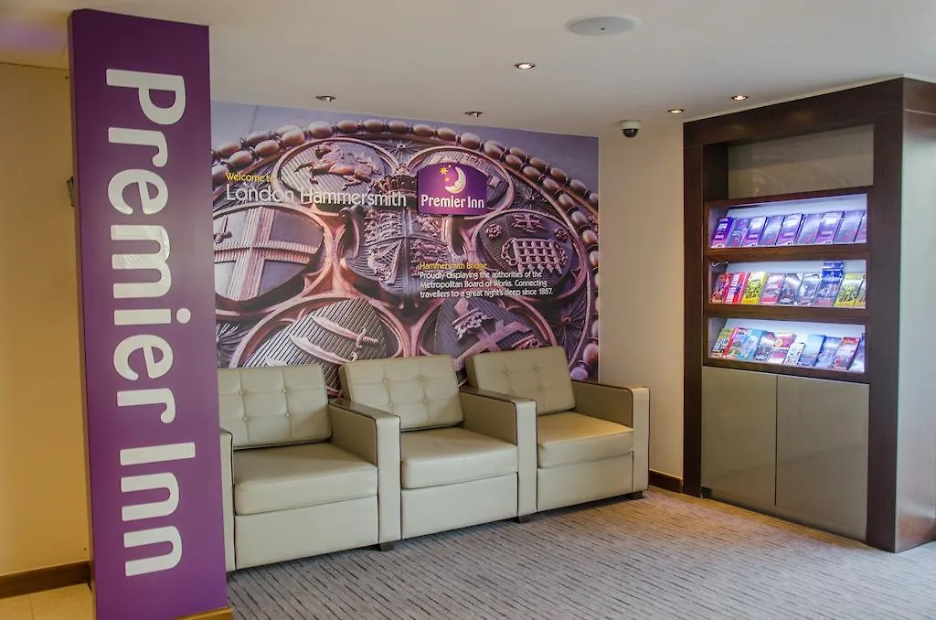 Premier Inn London Hammersmith-1