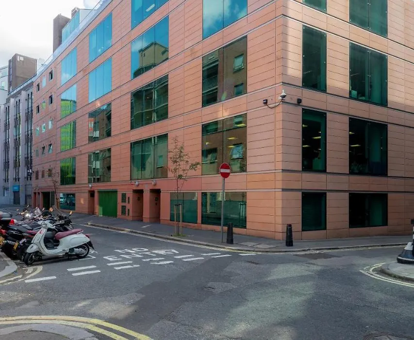 Stayo New Compton Street-1