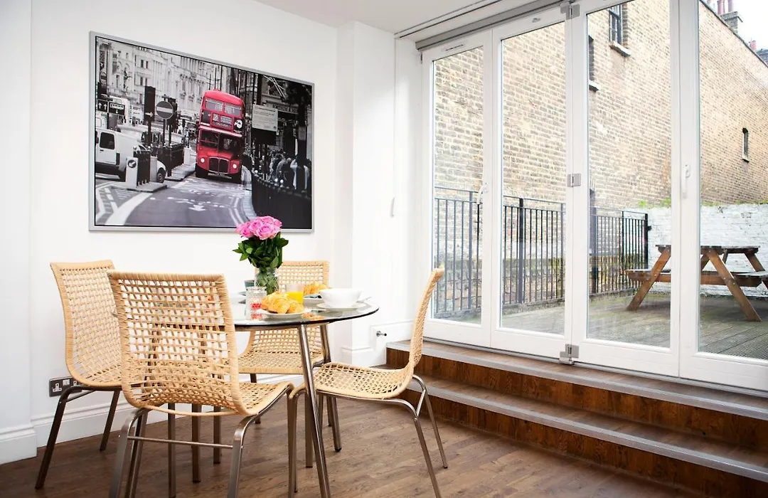 Apt 1, Trafalgar Square 1St Floor By Indigo Flats-1