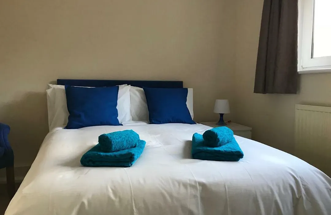 Cozy Apartment In Stratford From 18 Minutes To Central London-1