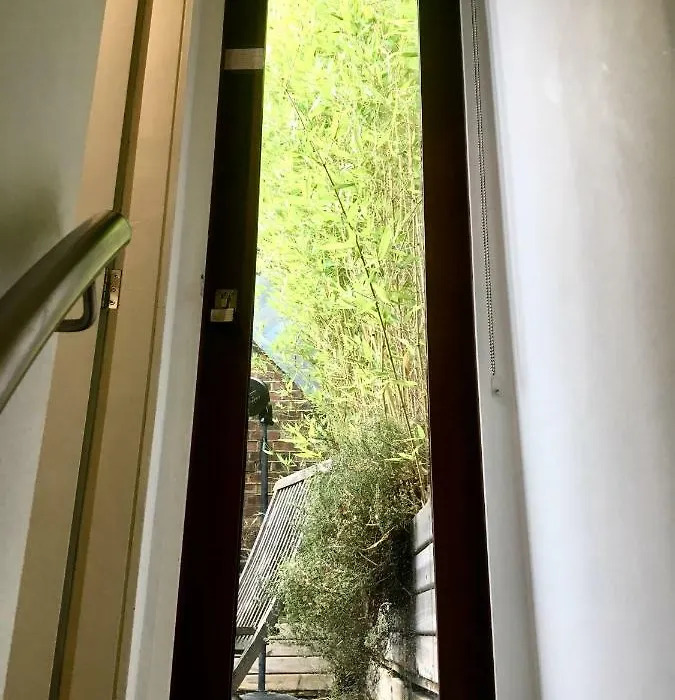 Studio Apartment, Covent Garden-1
