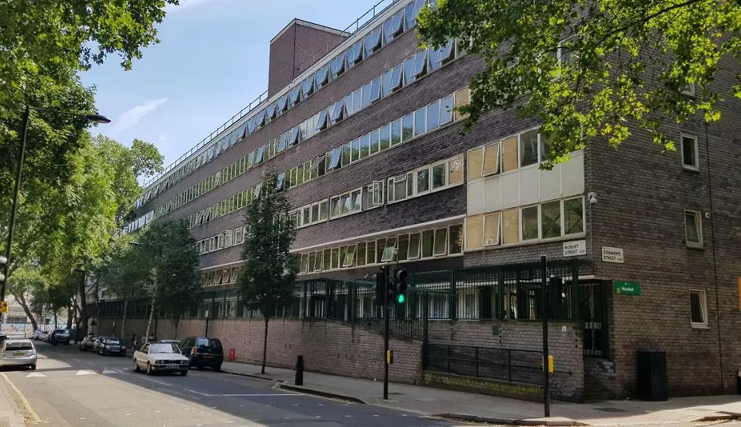 Central London 2 Bed Apartment-1