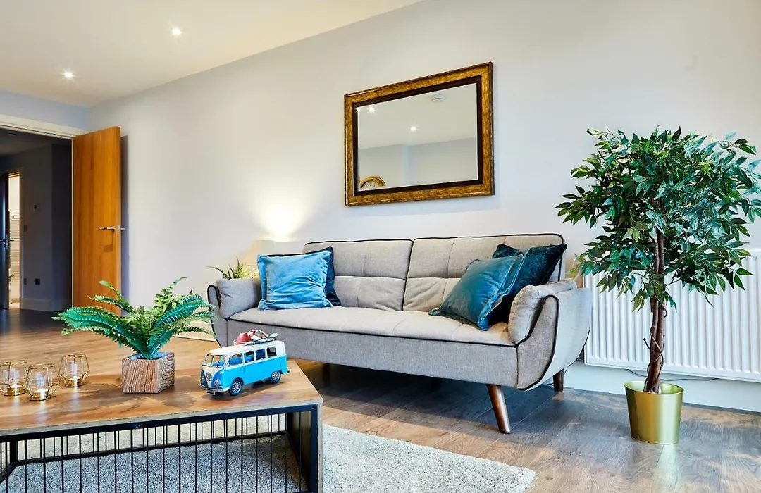 Elegant Plus Luxury Apartments-1