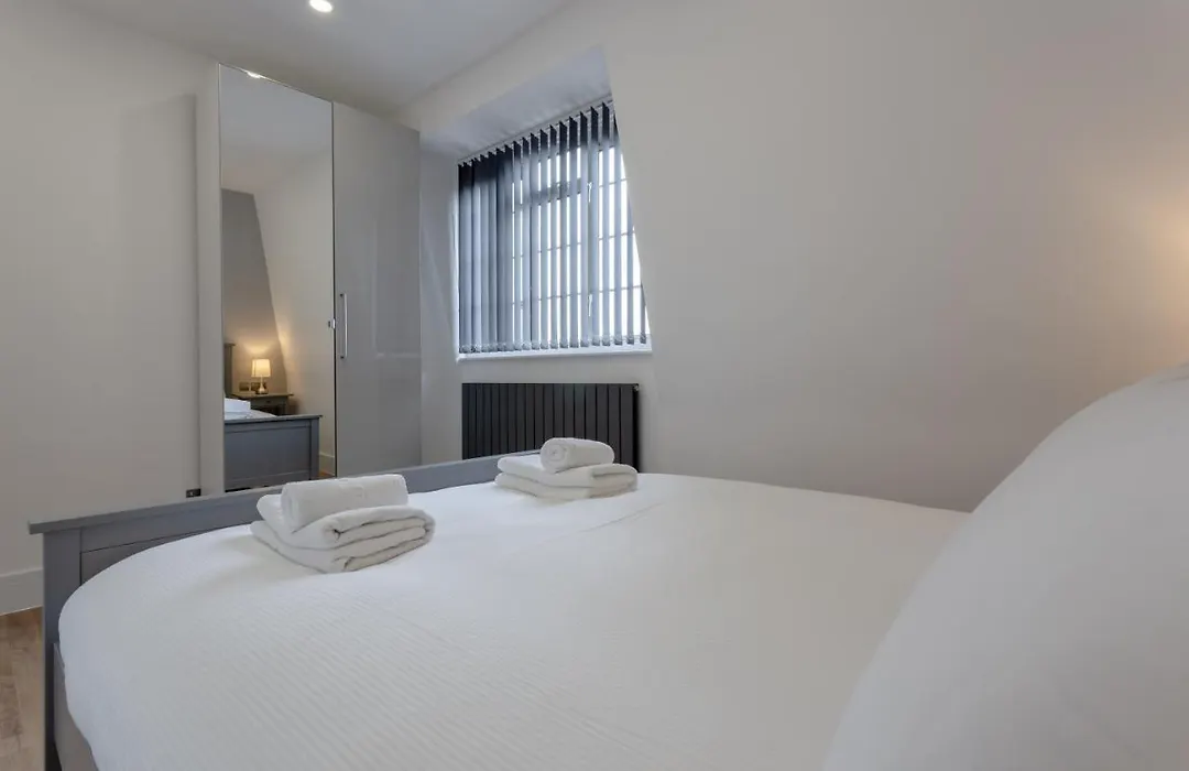 Gorgeous Duplex Near Canary Wharf, Excel & O2-1