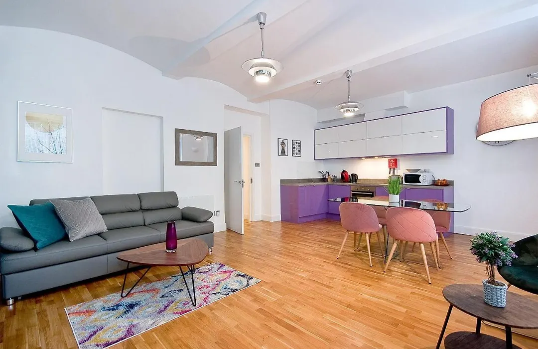 Mulberry Flat 1 - One Bedroom 1St Floor By City Living London-1