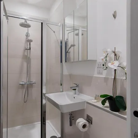 Homely - Central London Luxury Apartments Camden-2
