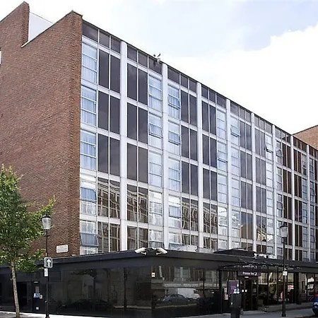 Premier Inn London Kensington-2
