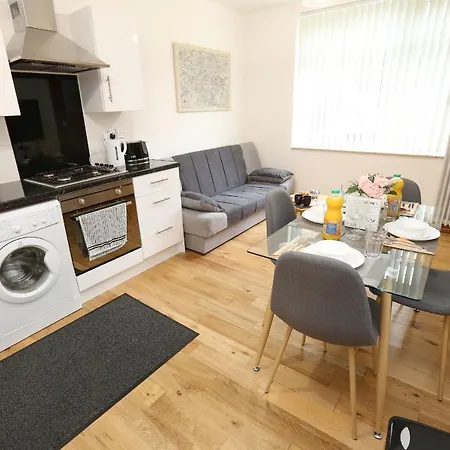 Luxurious Apartment "N22"-2