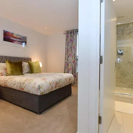 Kew Bridge Apartments-2