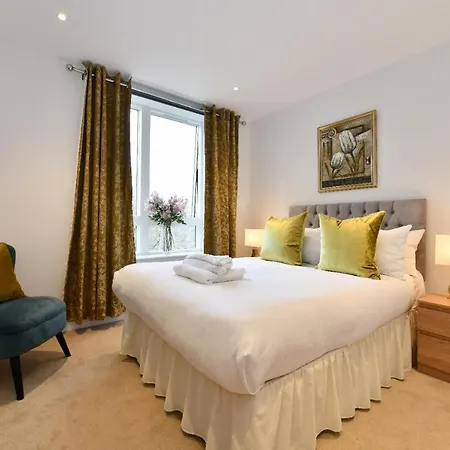 Kew Bridge Apartments-3