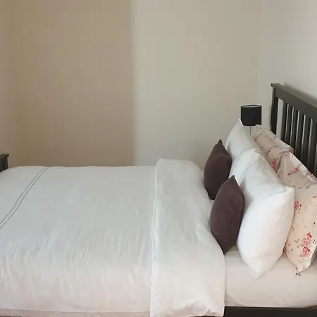 Guess Bungalow Wembley-2
