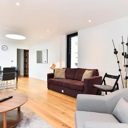 London Bridge Central Apartments-2