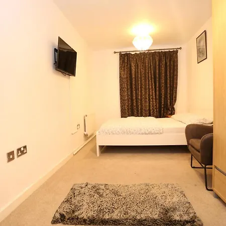 Bridge House Apartment-2