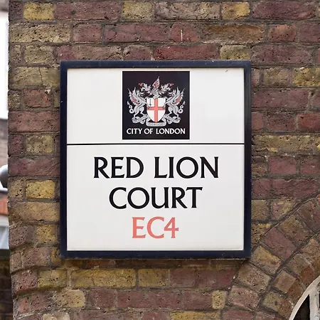 Red Lion Court By City2Stay-2