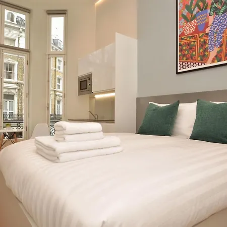 Stayprime Kensington Serviced Apartments-2