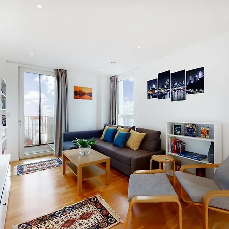 Lovely 2 Bedroom Flat With Balcony In Stratford-2