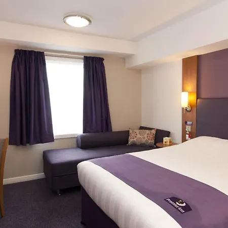 Premier Inn London Hanger Lane-2
