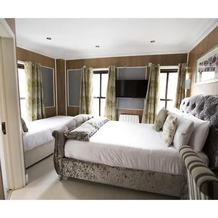 Cheshire Hotel Central London-2