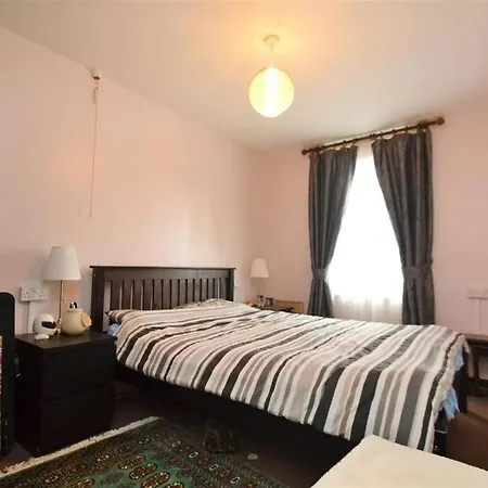 Lovely One Bed Apartment To Rent-3