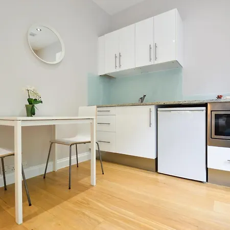 Paddington Green Serviced Apartments-3