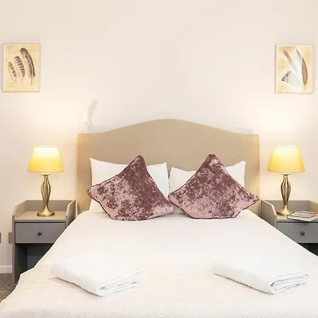 The Great London Apartments-3