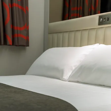 Point A Hotel London Canary Wharf-3