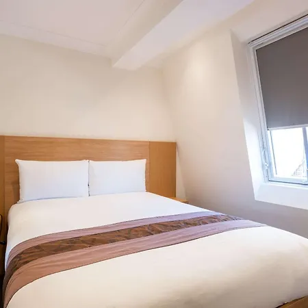 Comfort Inn Hyde Park-3