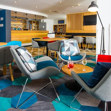 Holiday Inn Express London-Hammersmith By Ihg-3