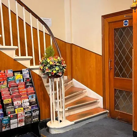 Gresham Hotel Bloomsbury-2