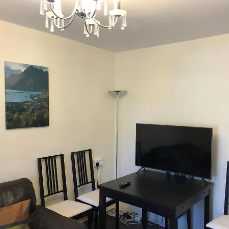 Lovely One Bed Apartment To Rent-2