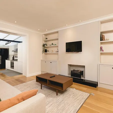 Gunter Apt-2