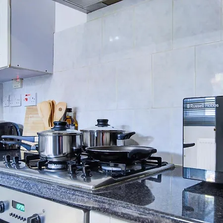 Spacious Studio In Elephant And Castle With Easy Access To Central London-2