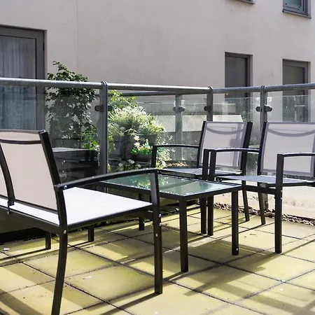 Liverpool St Shoreditch London Terrace Apartment-3
