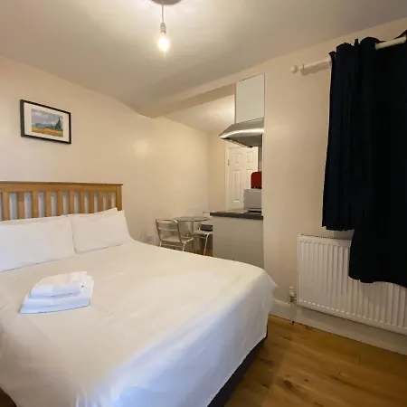 Earl'S Court Studios-2
