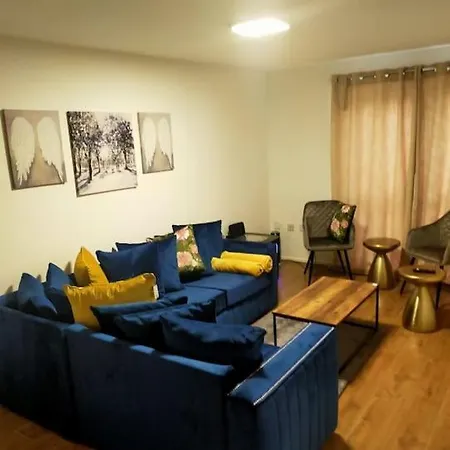 Impeccable 2-Bed House-3