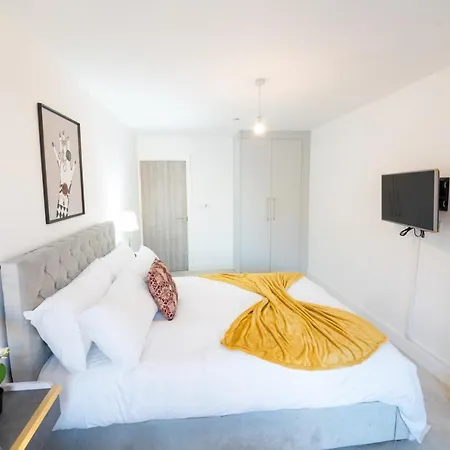 Lux 2 Bedrooms - 2 Bathrooms - F7-2
