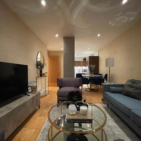 Stunning Westminster Apartment - 9 Albert-3