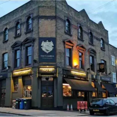 Spacious One Bedroom Private Flat In Brixton +Wifi-3