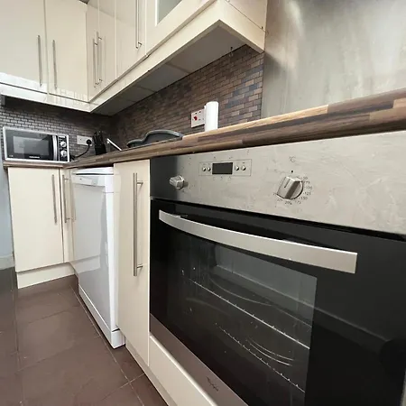 Entire Flat In Euston-Kings Cross-3