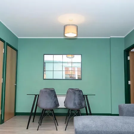 Spacious Clapham Apartments-2